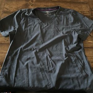 Women’s scrub top